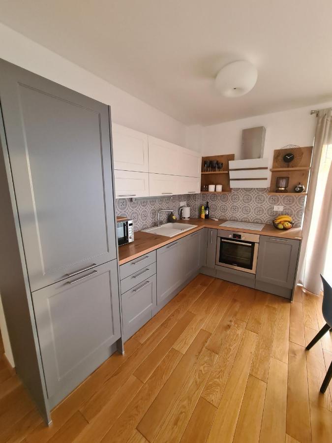 Mariposa Makarska 83M2 New Apartment With Garage Exterior foto
